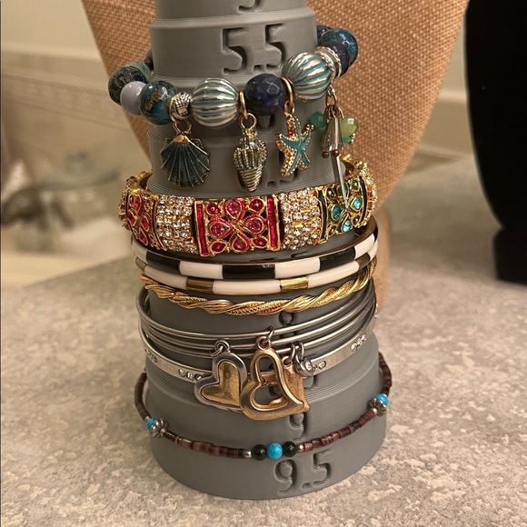 Lot of 10 bangles/bracelets and anklet - Picture 8 of 17